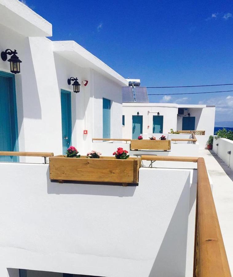 Vesper Aparthotel Kokkari Exterior photo
