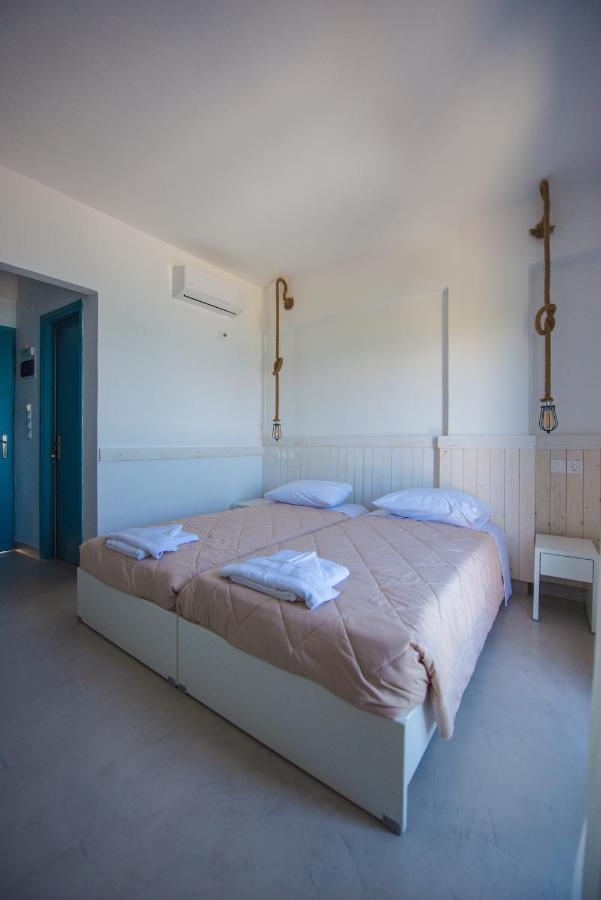 Vesper Aparthotel Kokkari Exterior photo